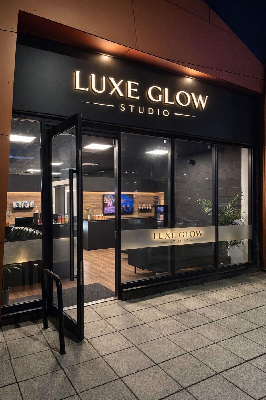 Luxe Glow Studio tanning rooms at Unit 4, Onyx Retail Park, Rotherham